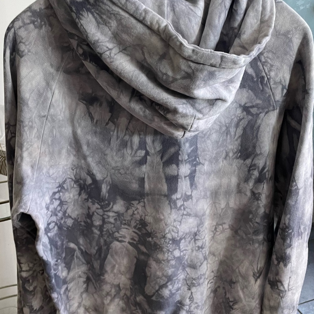 Trapstar it’s a secret Gray Tie-Dye Hoodie - Picture 2 of 3